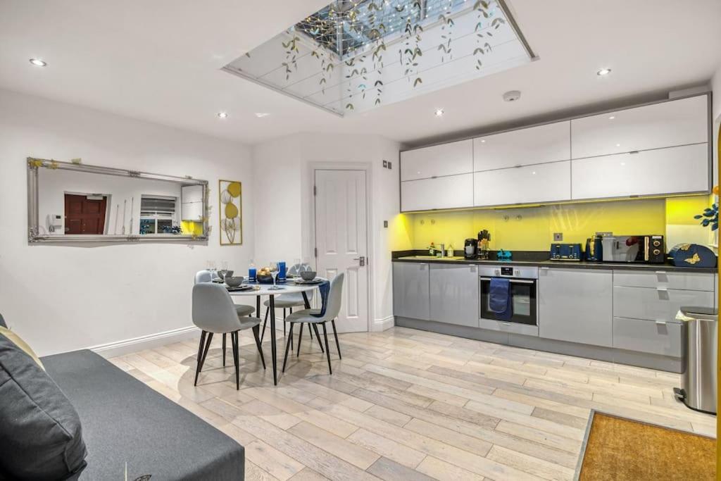 Luxury Oasis Lägenhet London Exteriör bild